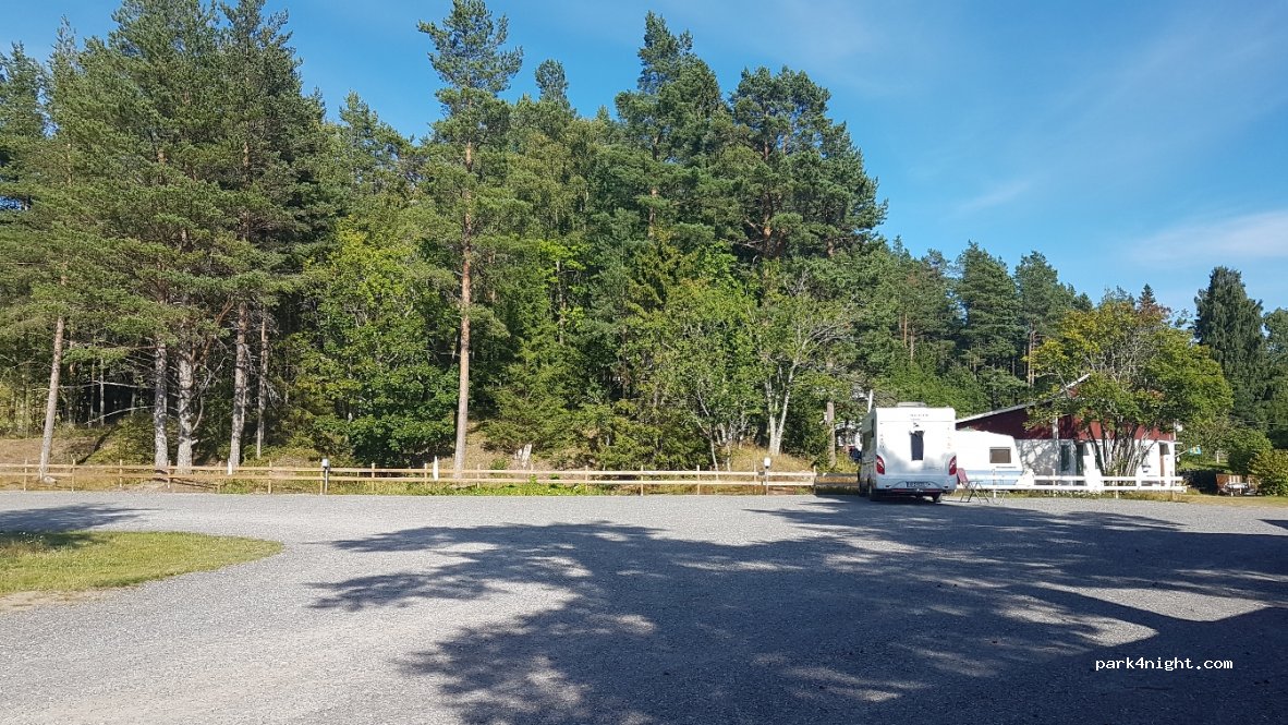 (860 35)  - 6 Unnviksvägen — foto