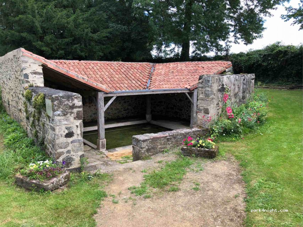 (85700) Réaumur - 5 Cité du Lavoir — foto