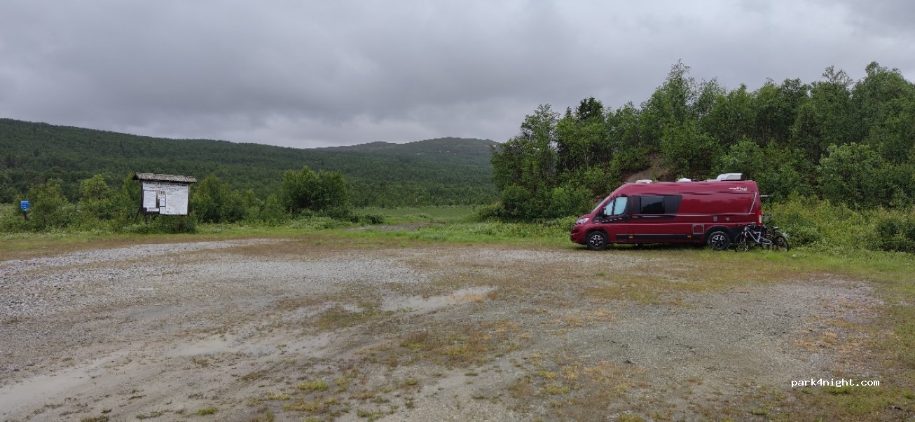 (840 98)  - 8 Gamla vägen — foto