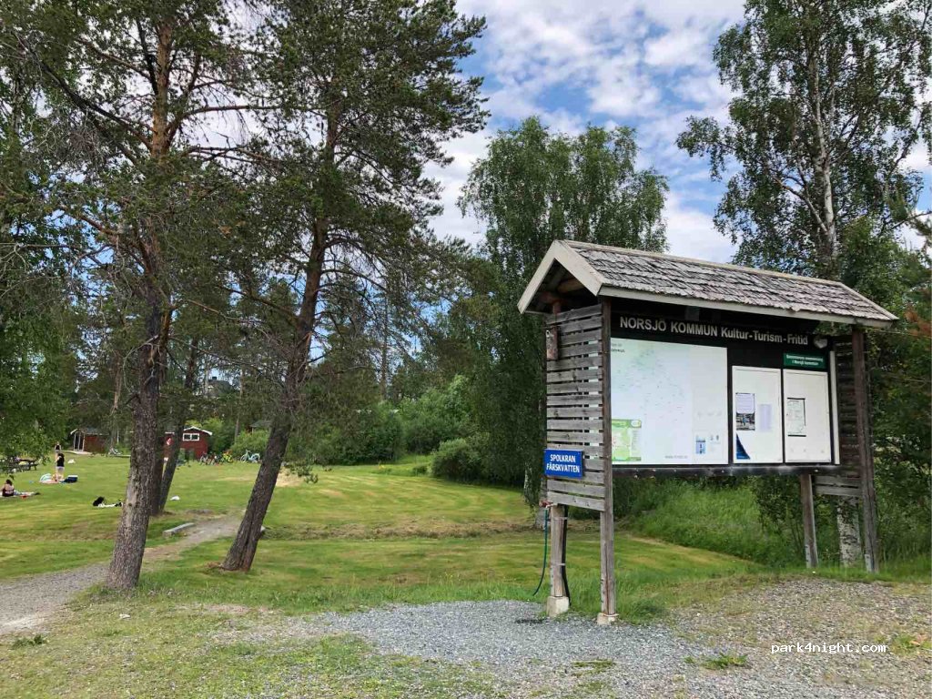(935 32)  - 61 Rislidenvägen — foto
