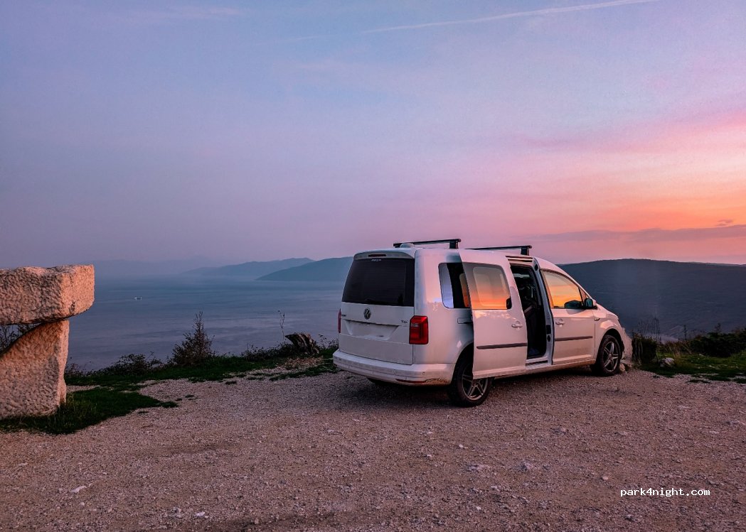 (51557) Valun - Unnamed Road — foto 4