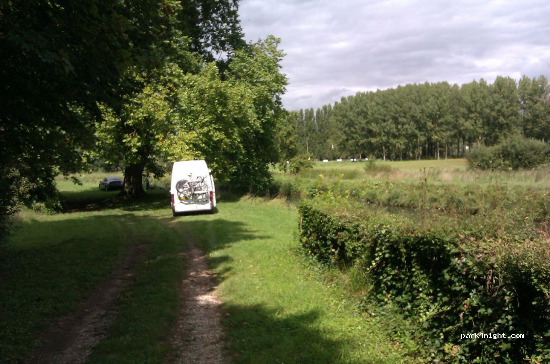 (18340) Saint-Just, Cher - 6 Route de la Scierie — foto
