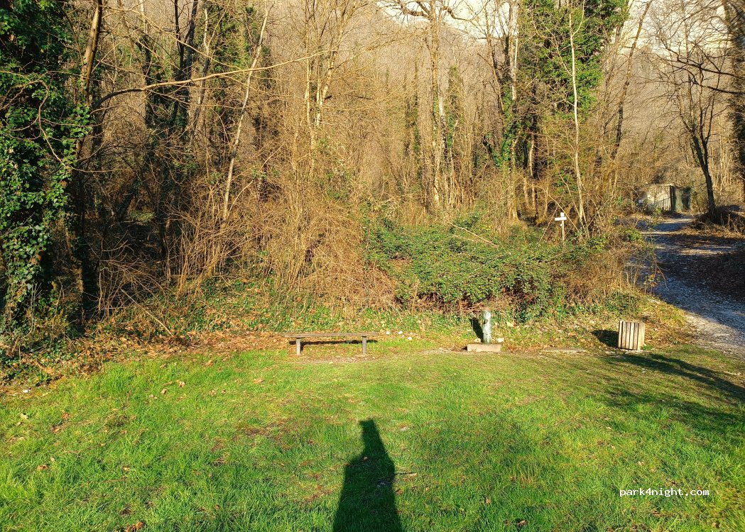 (38920) Crolles - Rue de la Cascade — foto 5