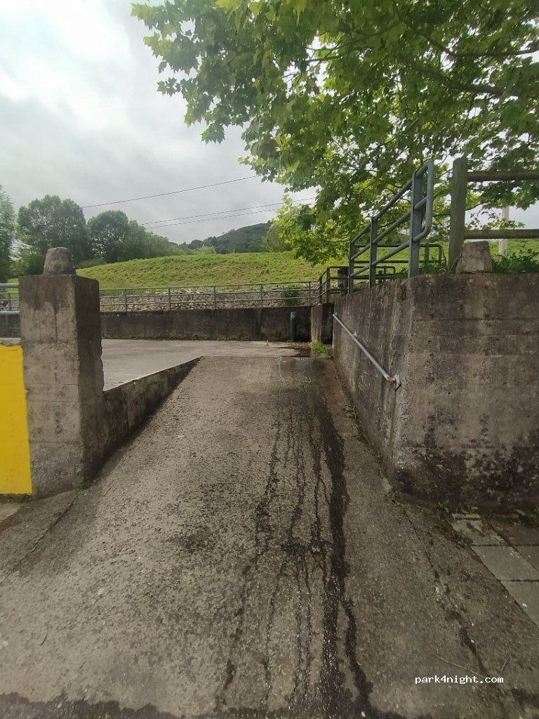 (33556) Onís - Carretera Cangas de Onís - Panes — foto 2
