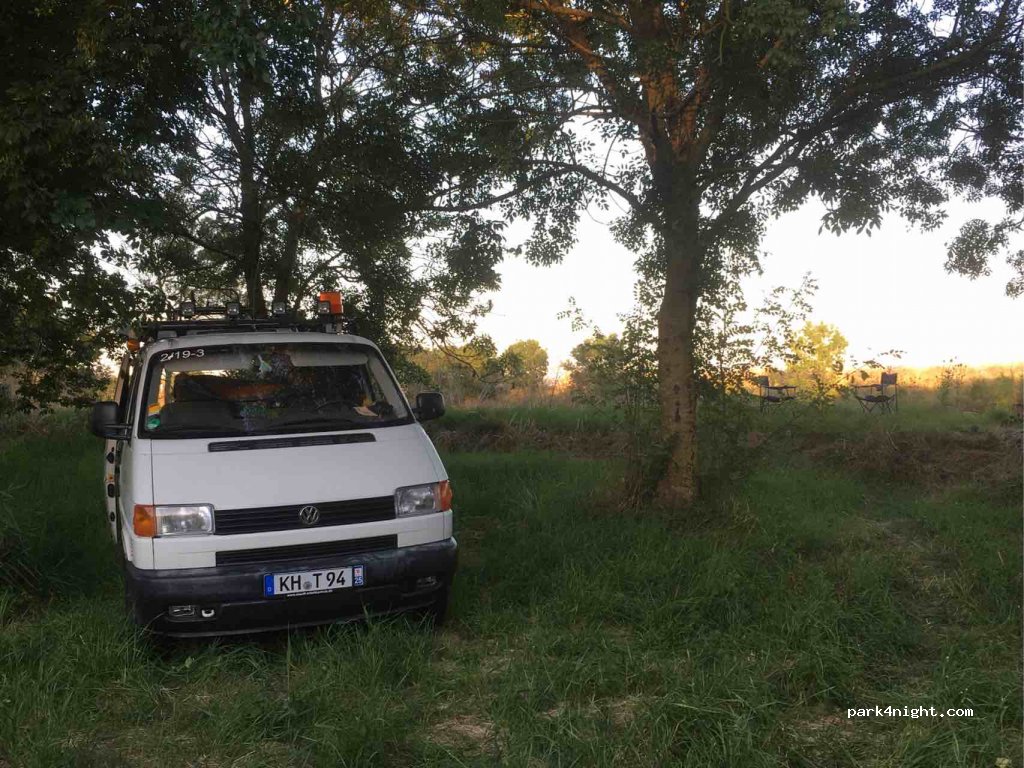 (85750) Angles - 17 Route du Port — foto