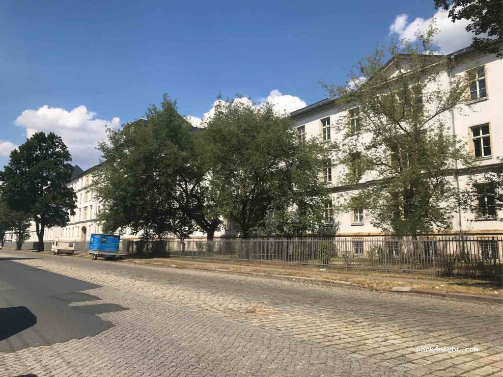 (01099) Dresden - 75 Stauffenbergallee — foto 2