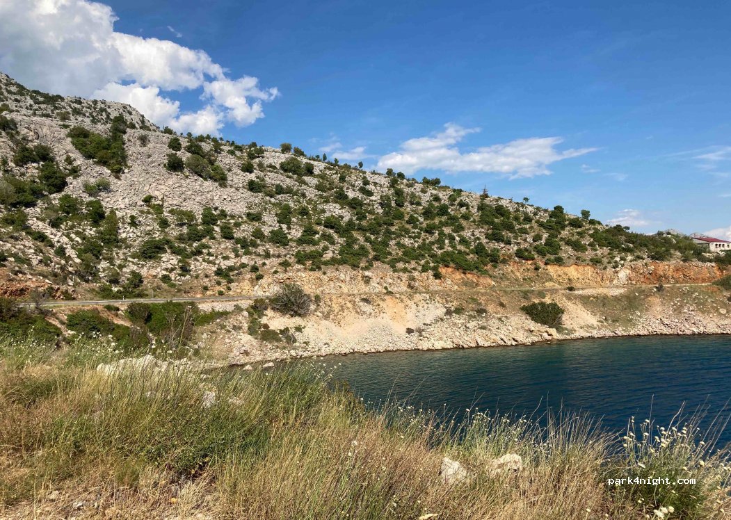 (23244) Starigrad - 9-3 D8 — foto 3