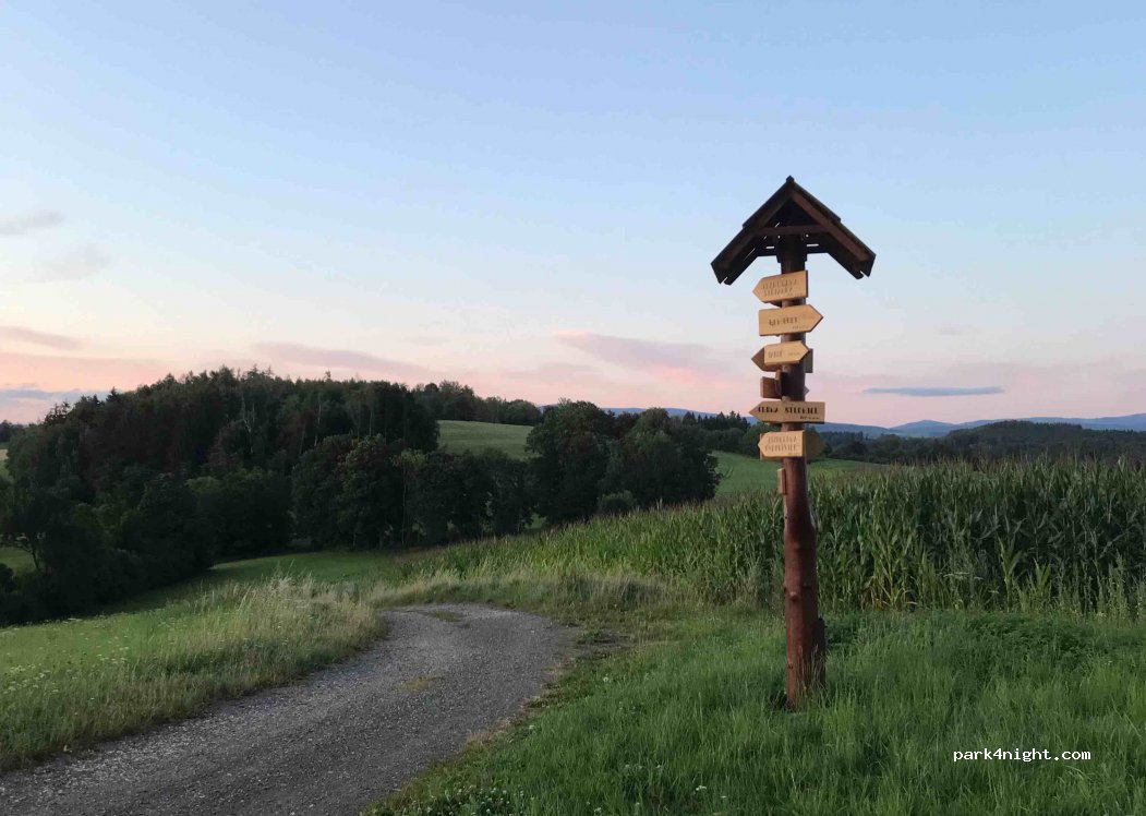 (513 01) Háje nad Jizerou - Unnamed Road — foto