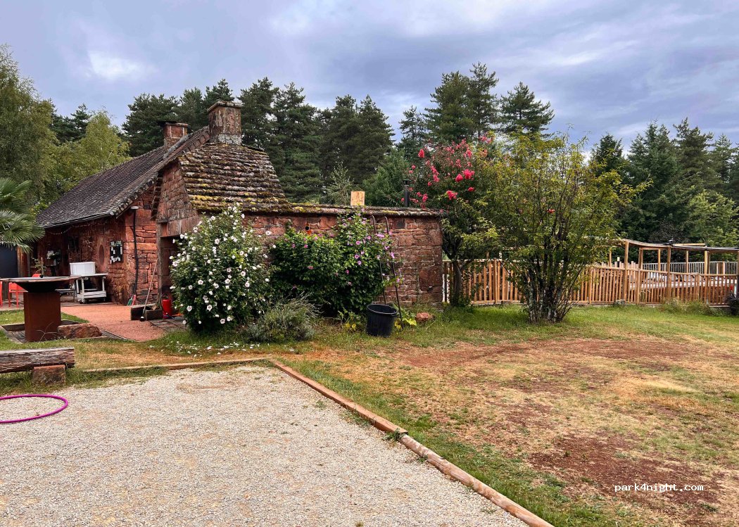 Domaine du coq rouge camping naturiste — foto 3
