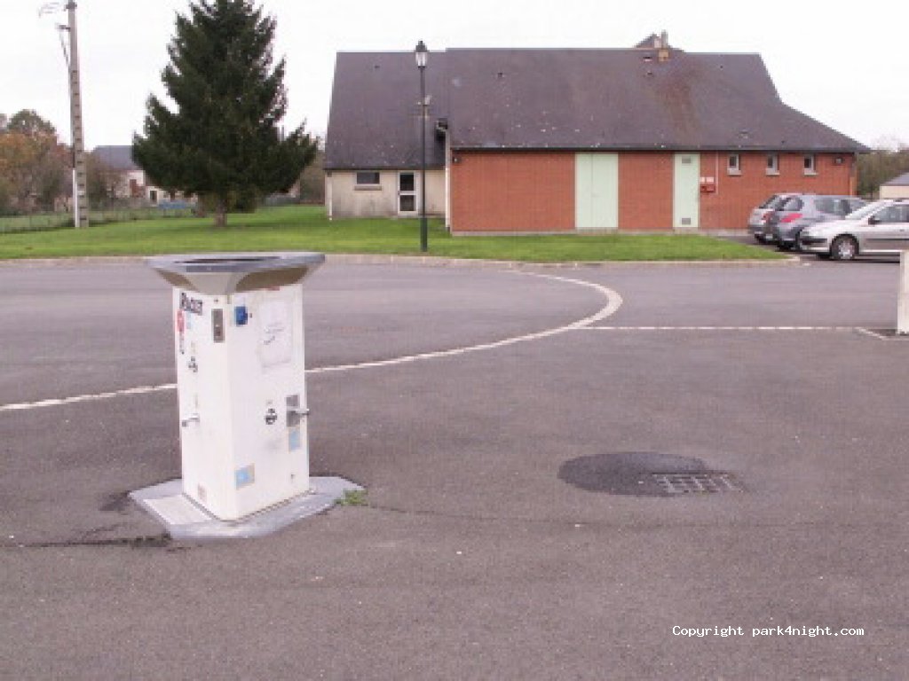 (45500) Saint-Brisson-sur-Loire - Rue des Ruets — foto