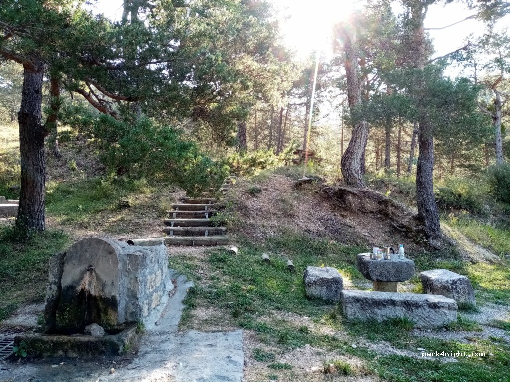 (04120) La Garde - D4085 — foto 2