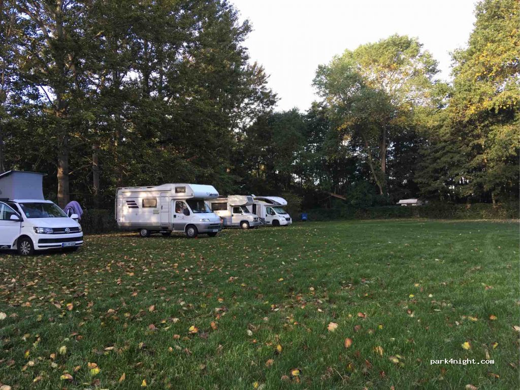 Stellplatz Wohnmobil Koserow — foto