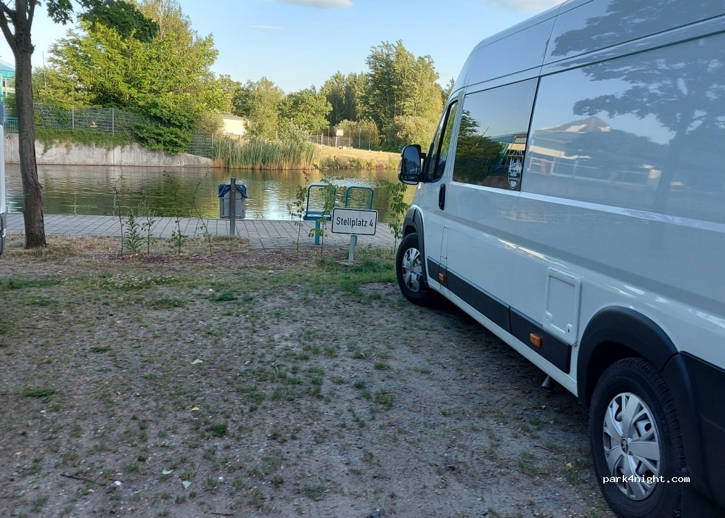 Wohnmobilstellplatz am Lausitzbad — foto 2
