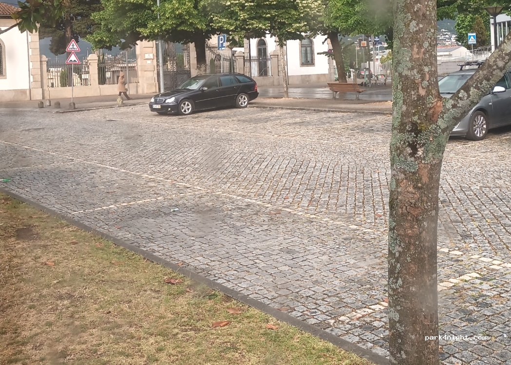 (4710-487) Braga - — foto 3