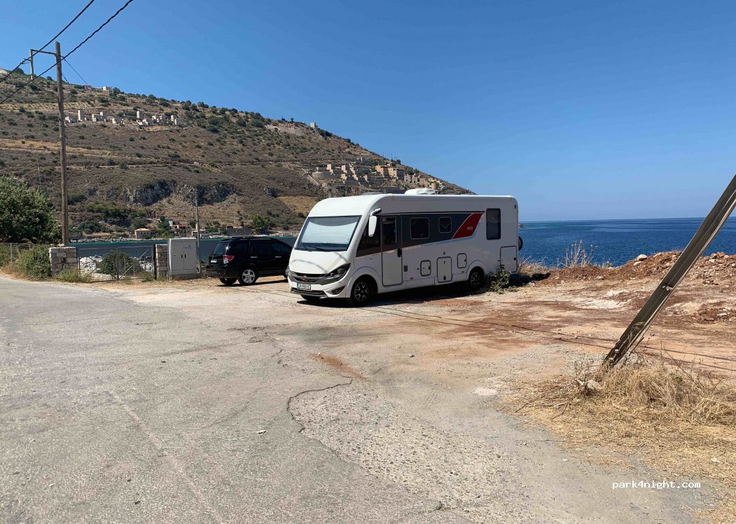 (230 62) - Eparchiaki Odos Kalamatas - Areopolis — foto 3