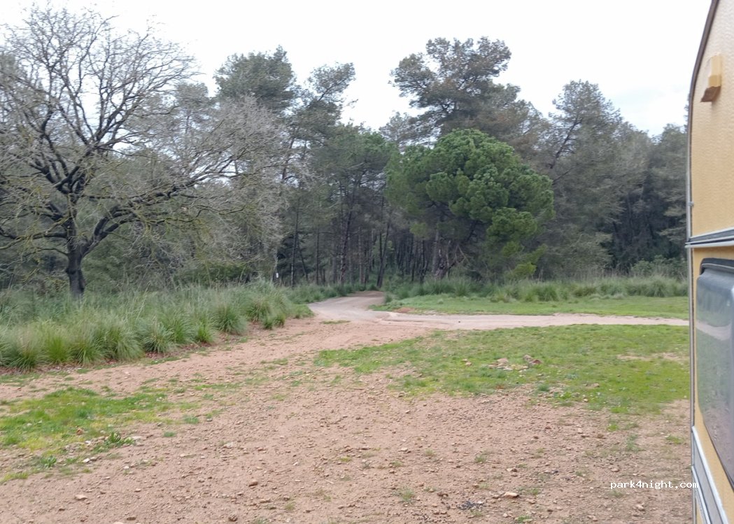 (08859) Begues - Camí de la Creu — foto