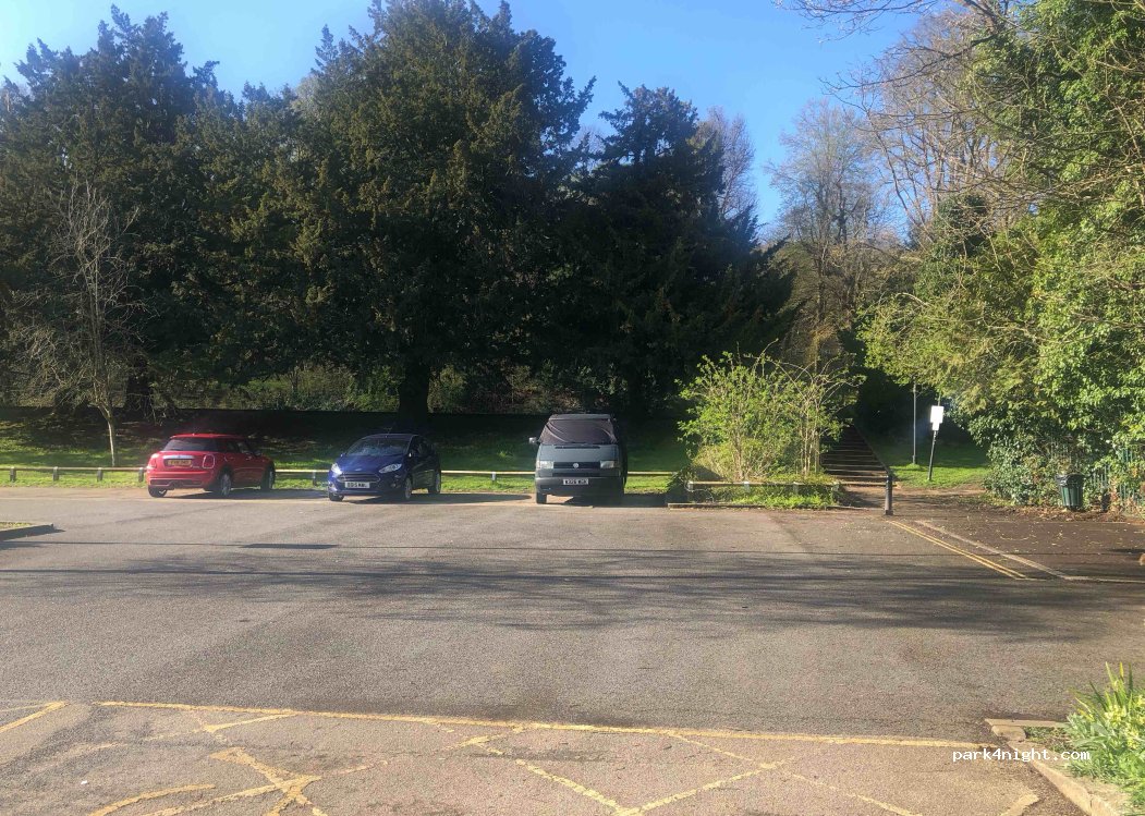 (HP11 1DZ) - 2 Warren Wood Drive — foto 4