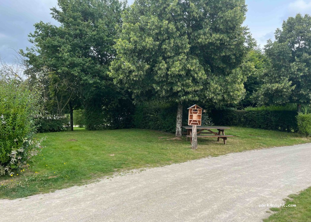Camping Municipal Ceaucé — foto 4