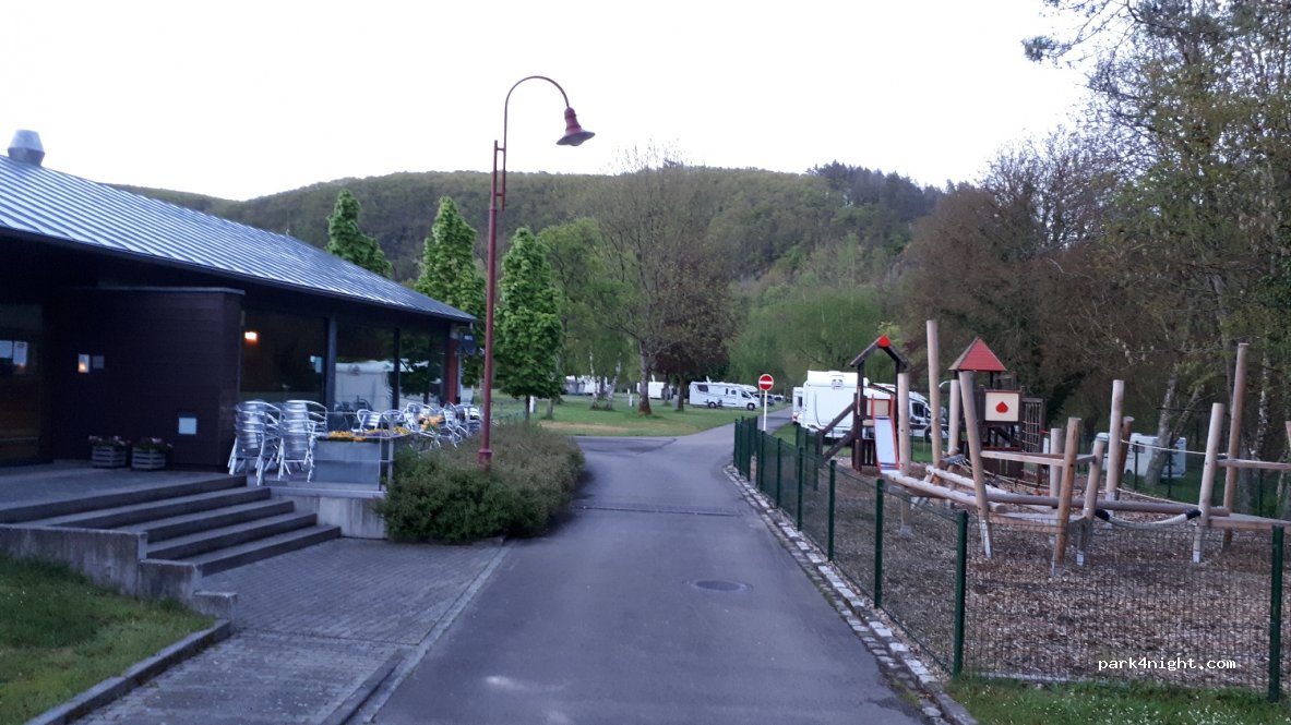 Vianden Castle Camp — foto