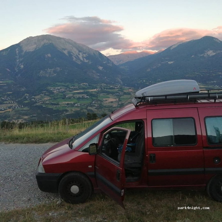 (05200) Embrun - Unnamed Road — foto