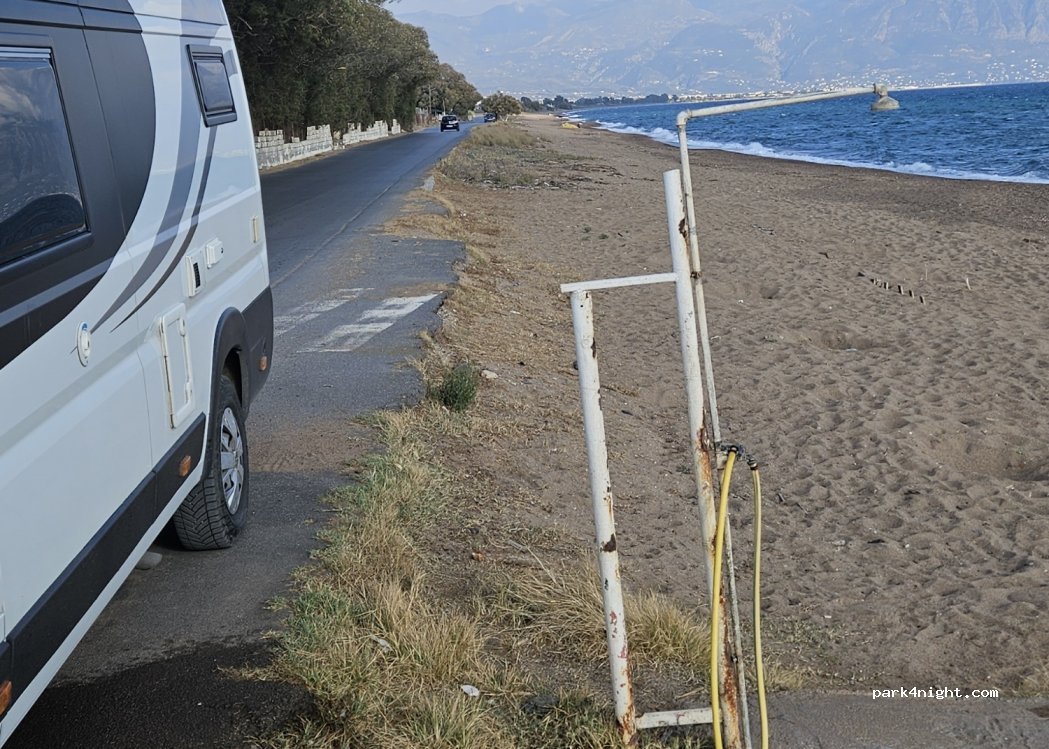 (241 00)  - Unnamed Road — foto 5