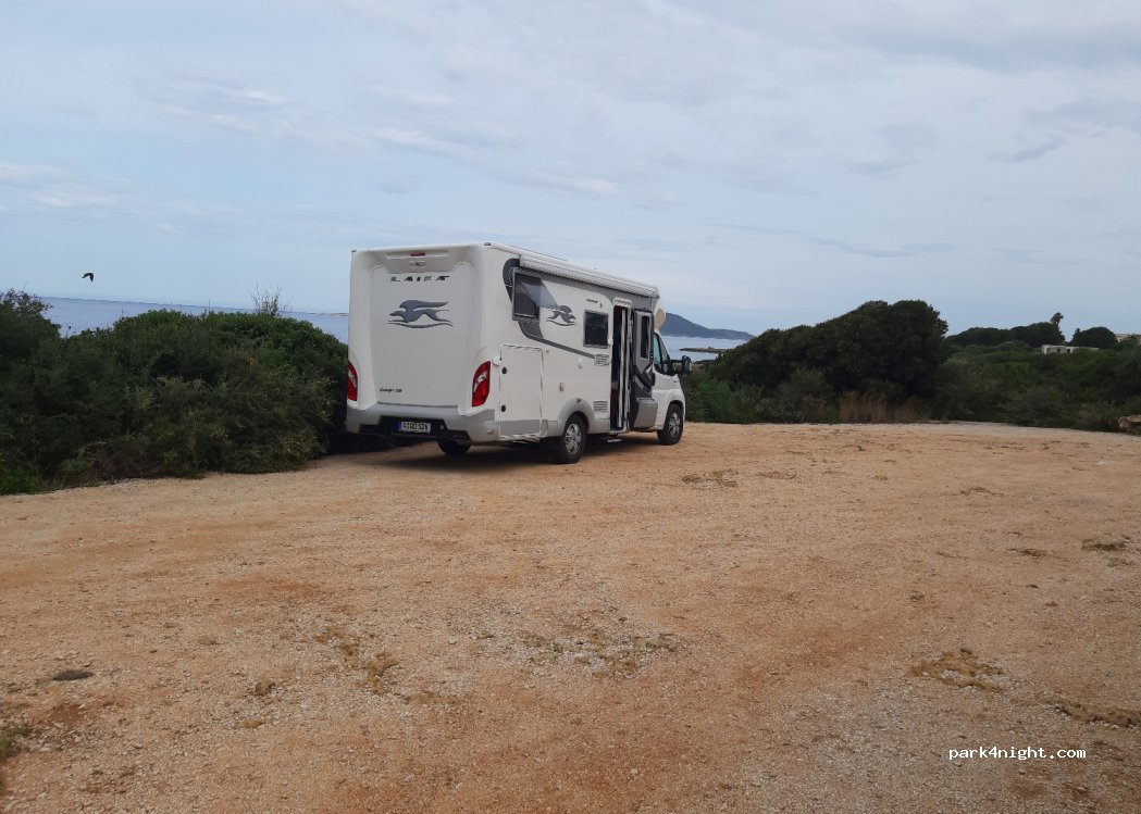 (244 00) Vromoneri - Unnamed Road — foto