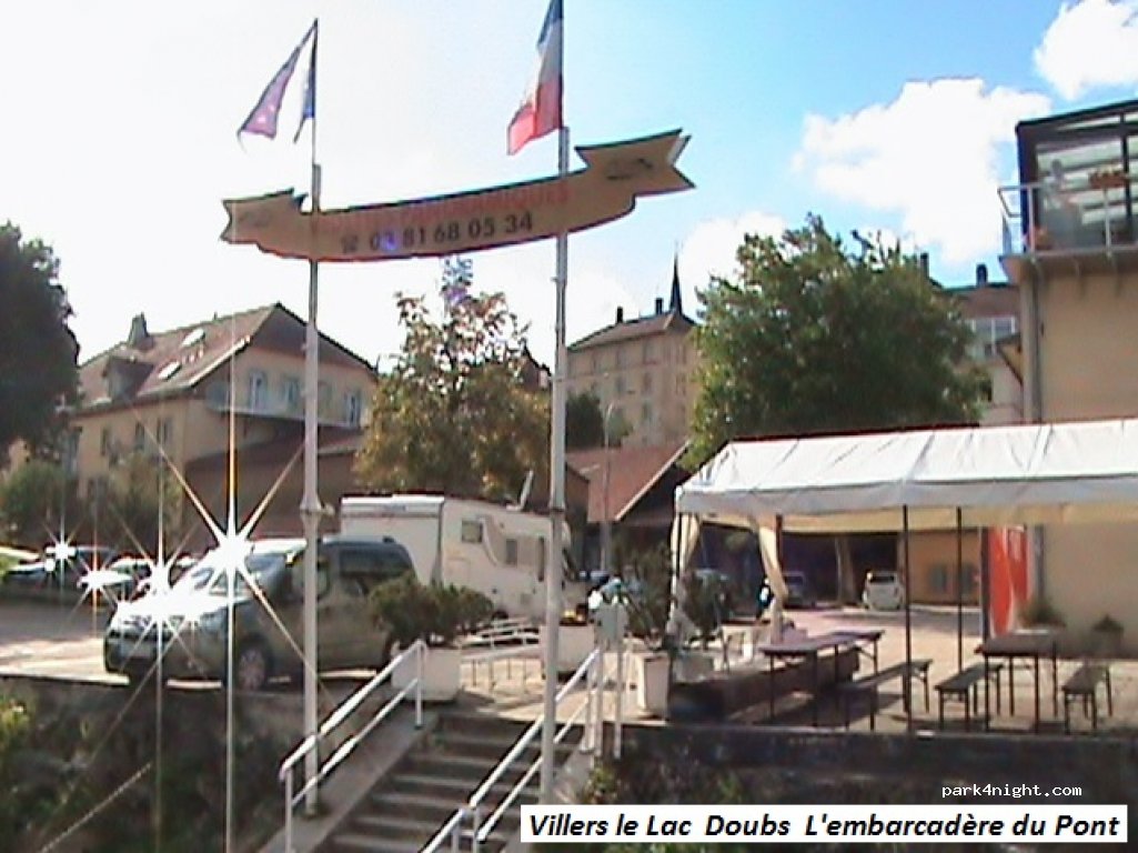 (25130) Villers-le-Lac - 2 place Maxime Cupillard — foto