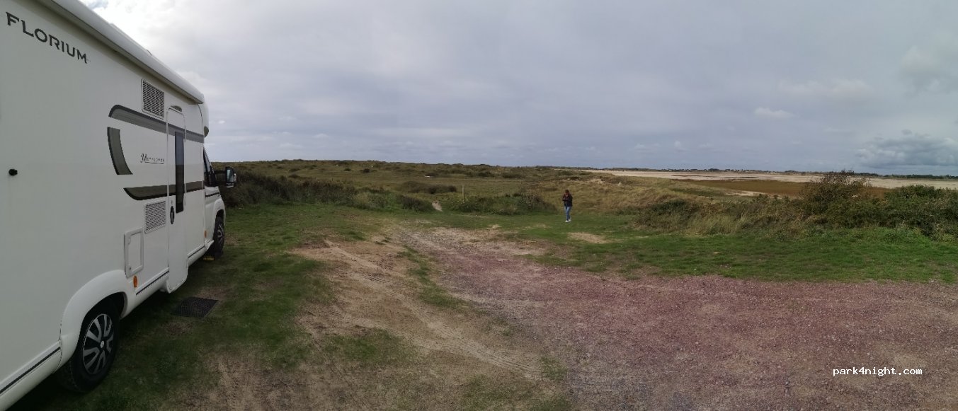 (50710) Créances - Unnamed Road — foto