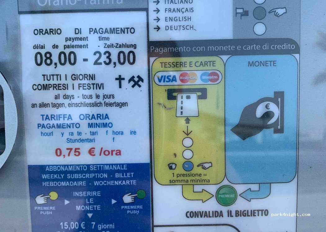 (54100) Marina di Massa - 65 Viale Lungomare di Ponente — foto