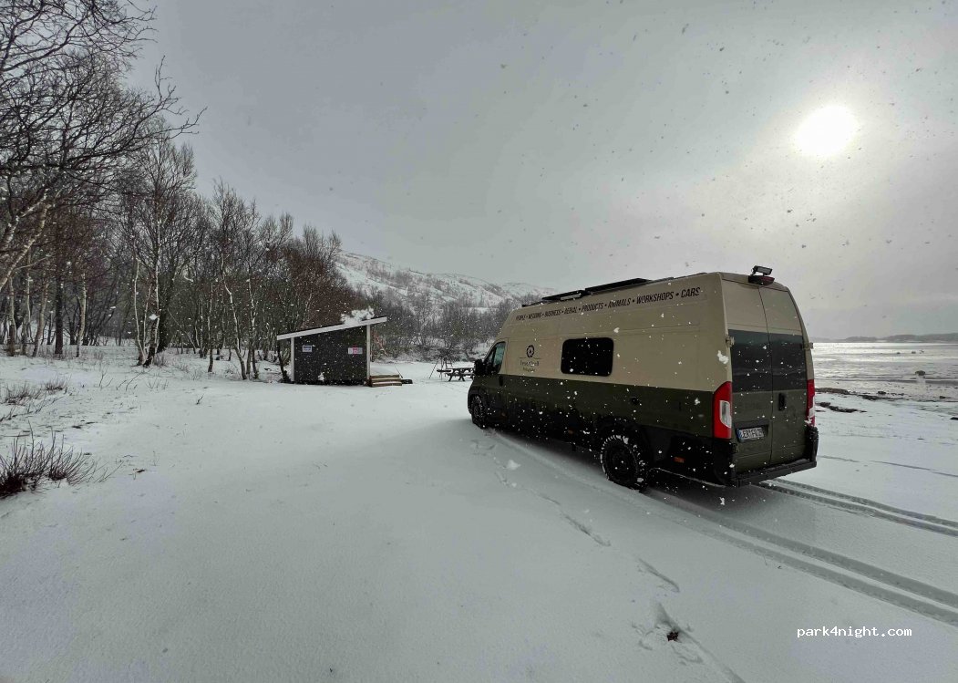 (8900) Brønnøysund - Unnamed Road — foto
