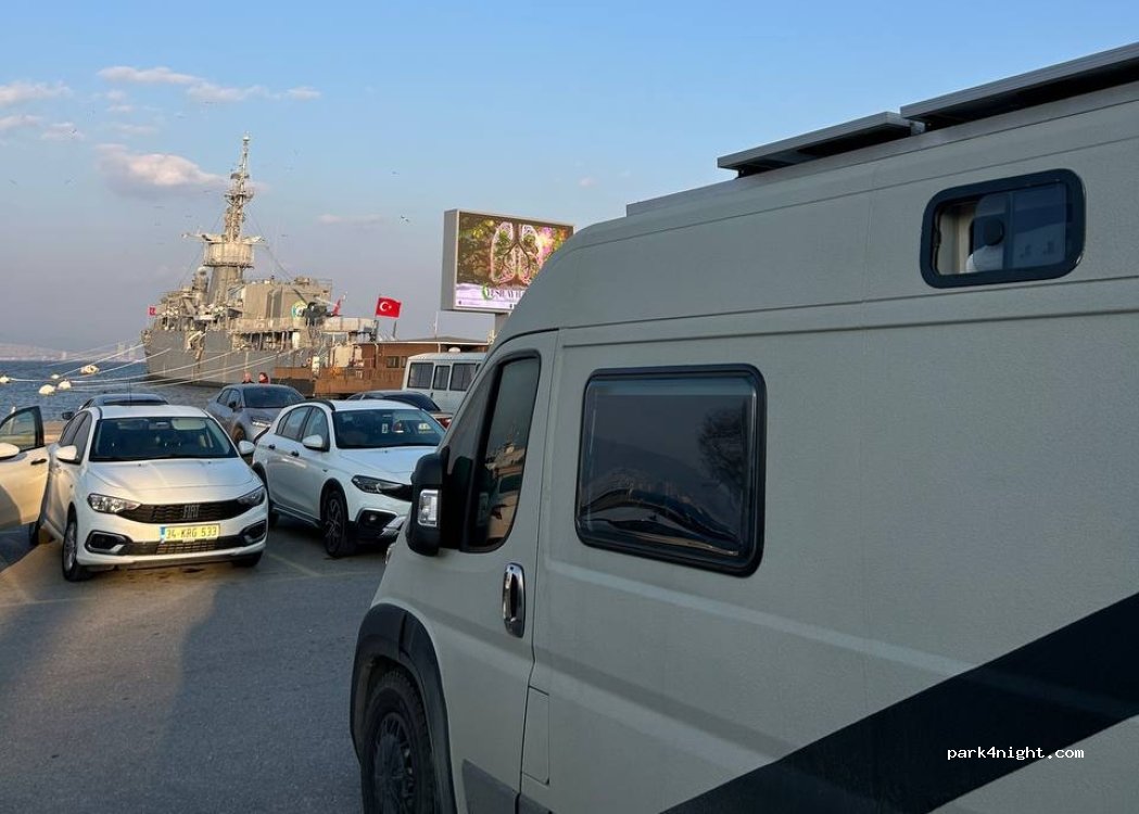 (35330)  - İnciraltı Caddesi — foto 3