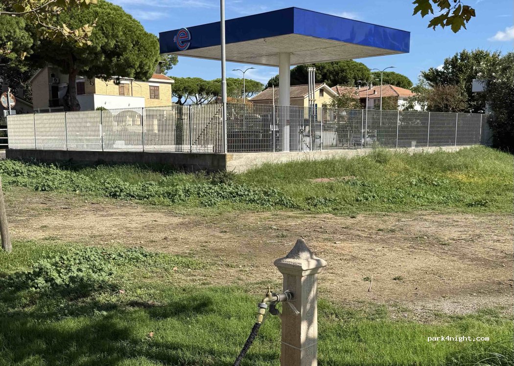 (01016) Lido di Tarquinia - 1 Viale Mediterraneo — foto 5