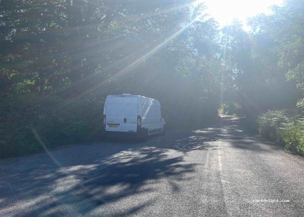 (NP8)  - Cwm Crawnon Road — foto 3