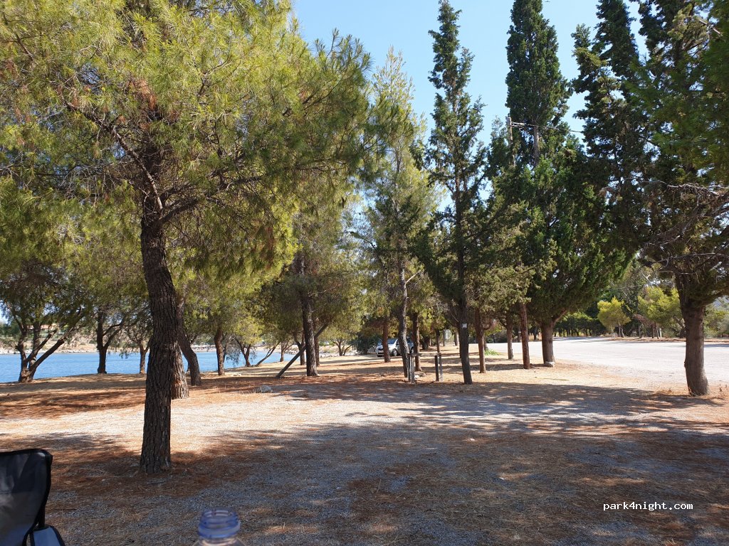 (330 52)  - Ethniki Odos Antirriou Iteas — foto