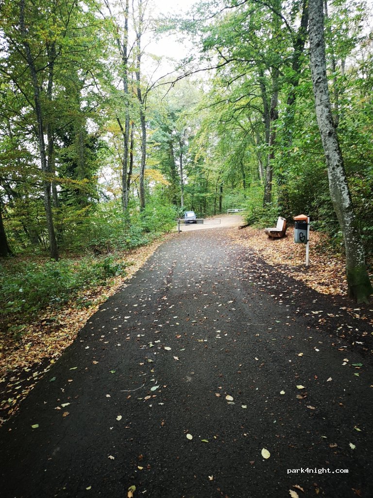 (3825) Schifflange - 17 Schëfflengerbierg — foto 2