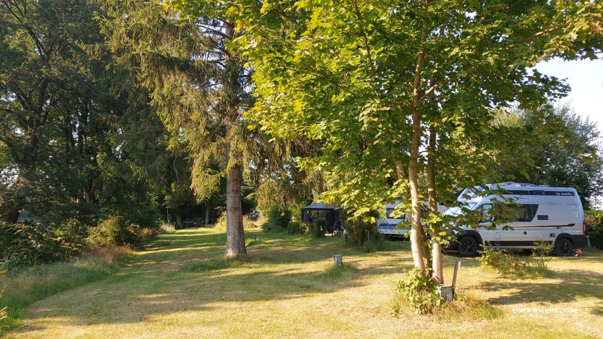 Camping leisure world Güster GmbH & Co. KG — foto