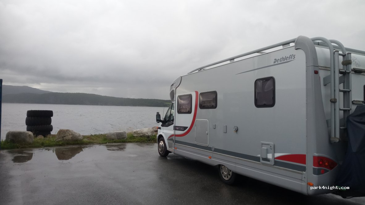 (7970)  - 565 Skagavegen — foto