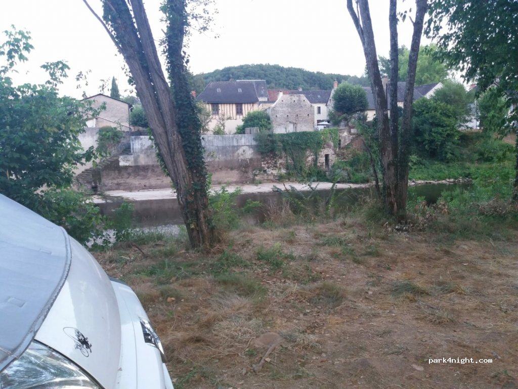 (24570) Condat-sur-Vézère - 2 D62 — foto