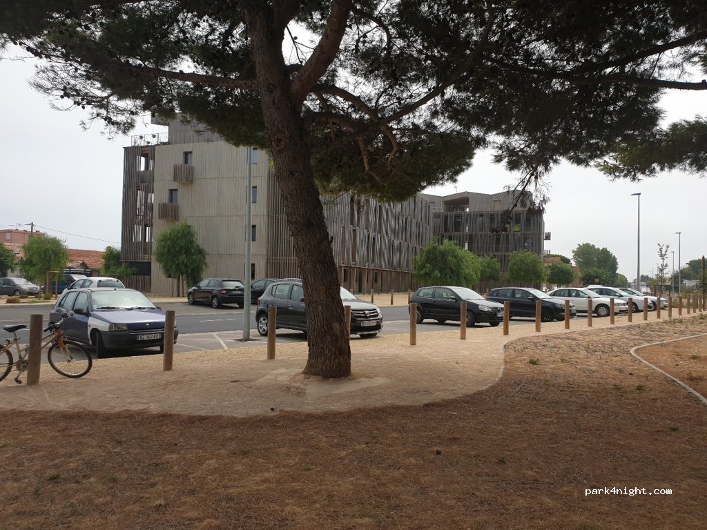(11100) Narbonne - 11100 Avenue du Théatre — foto