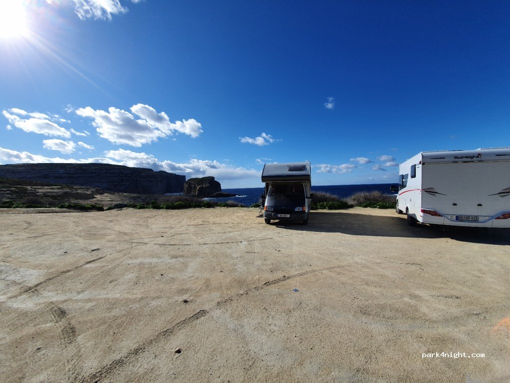 (352R+W29) San Lawrenz - Triq id-dwejra — foto