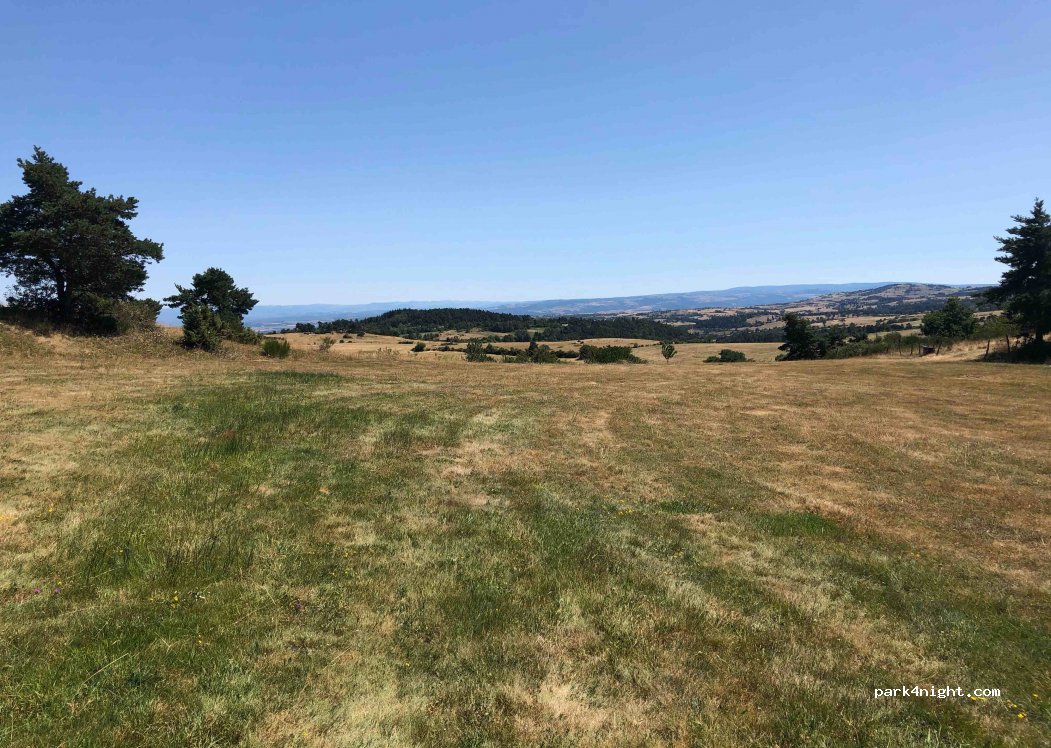 (63420) Ardes - Domaine de Trioule — foto