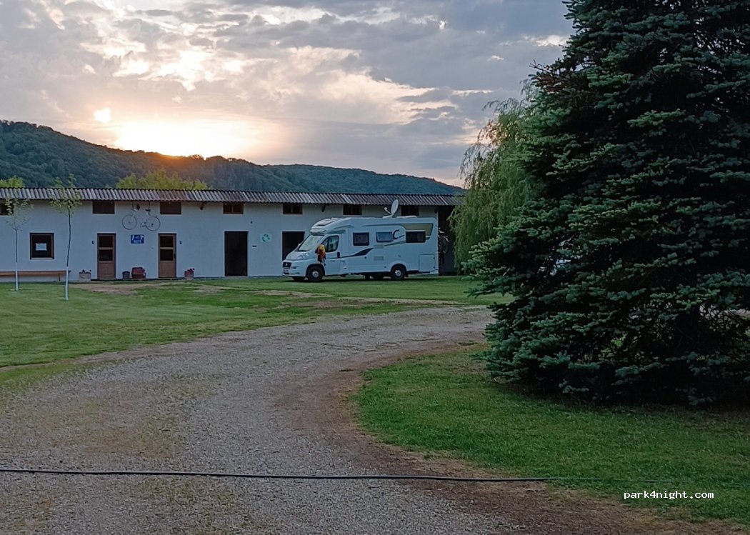Camping Curtea Larga — foto 4