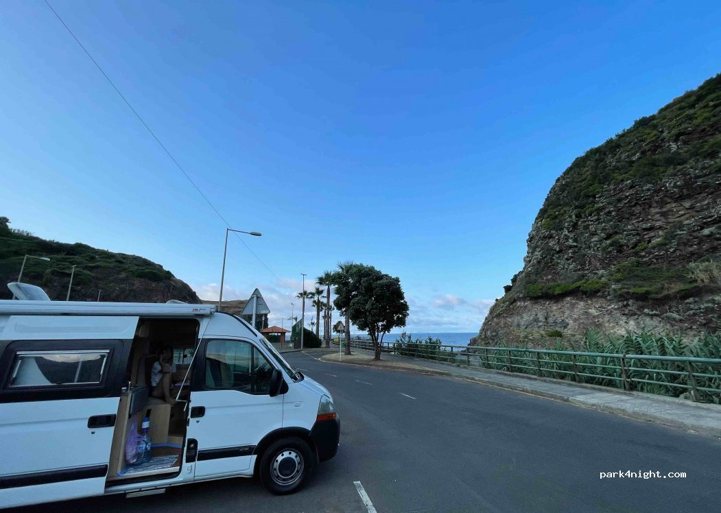 Estrada da Praia do Faial — foto