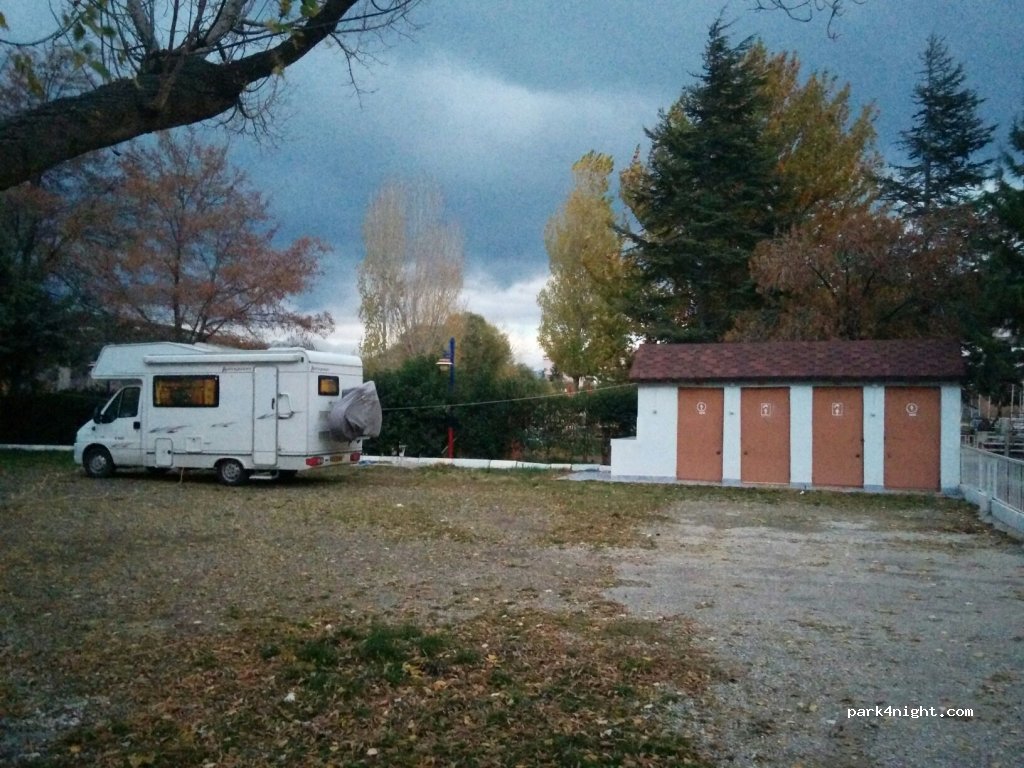 Karavan Kamp Yeri — foto