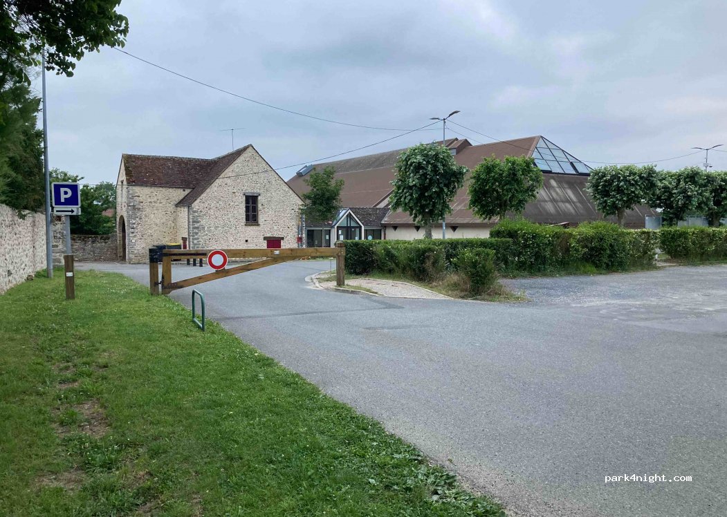 (77950) Moisenay - Chemin de la Porte des Champs — foto