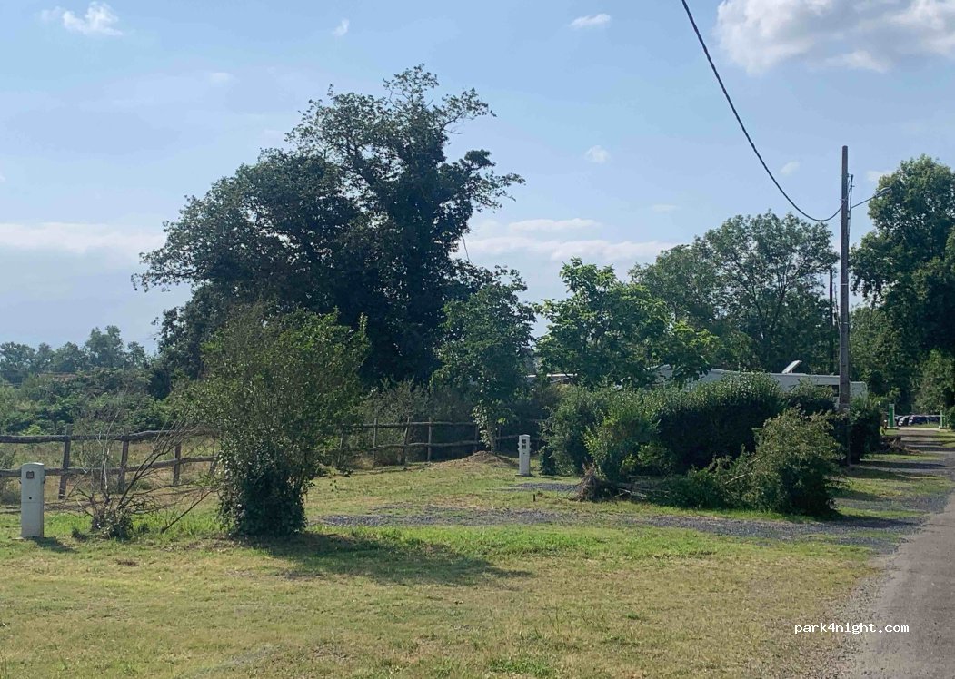 Aire CAMPING-CAR PARK — foto 2