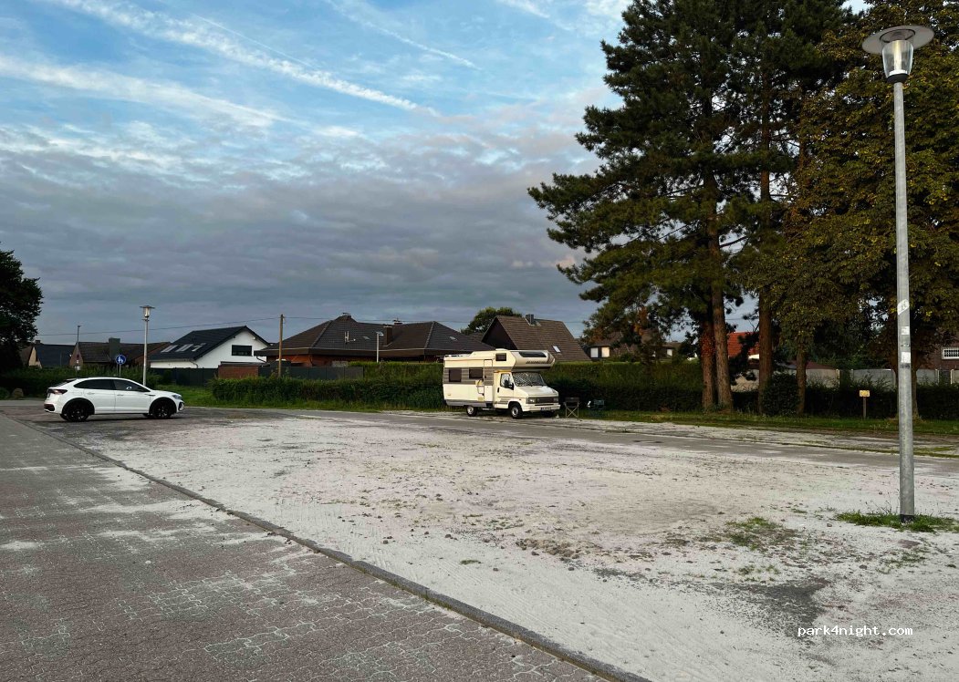 (50189) Elsdorf - 100 Gladbacher Straße — foto 4
