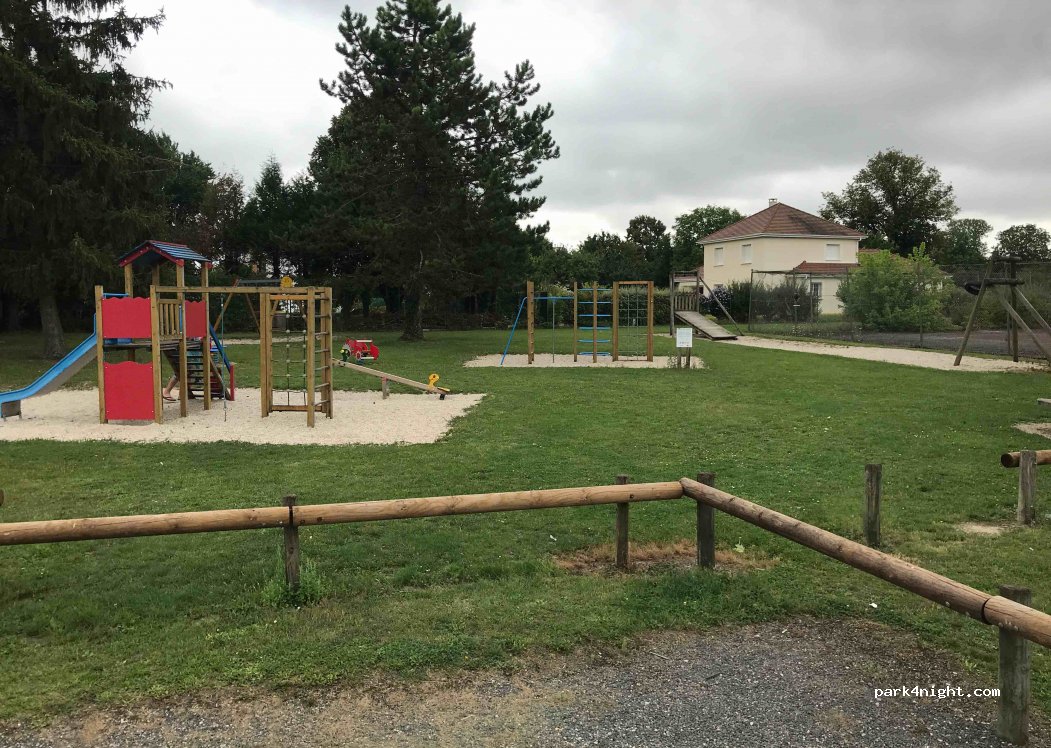 (51320) Sommesous - 11 Rue du Foyer de l'Avenir — foto