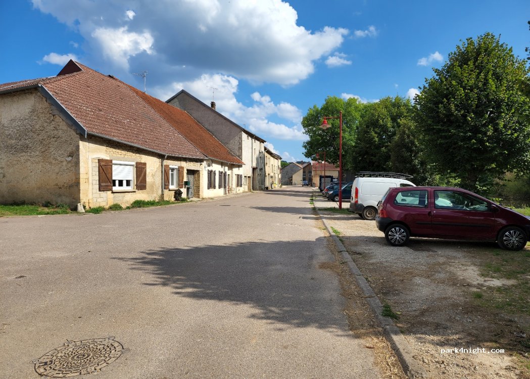 (88300) Rebeuville - 128-200 Rue du Cougnot — foto