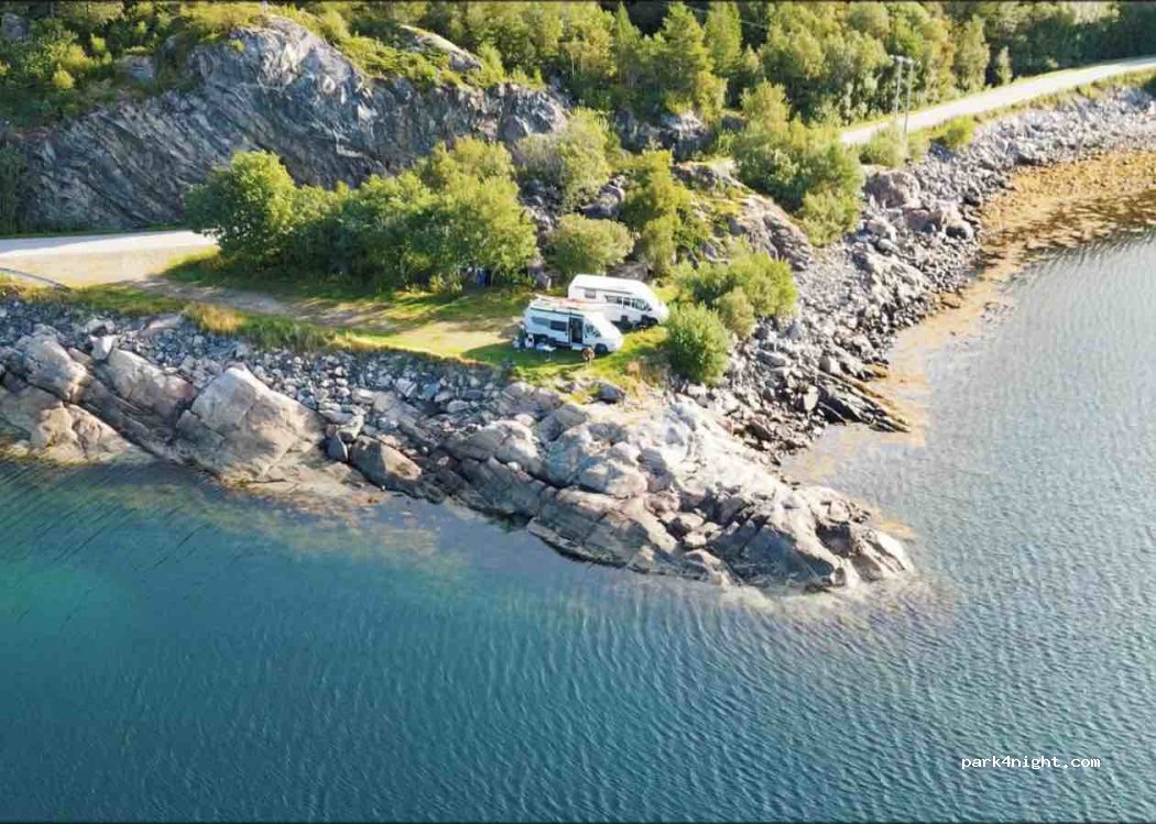 (7777) - Sekundær Fylkesveg 215 — foto 3